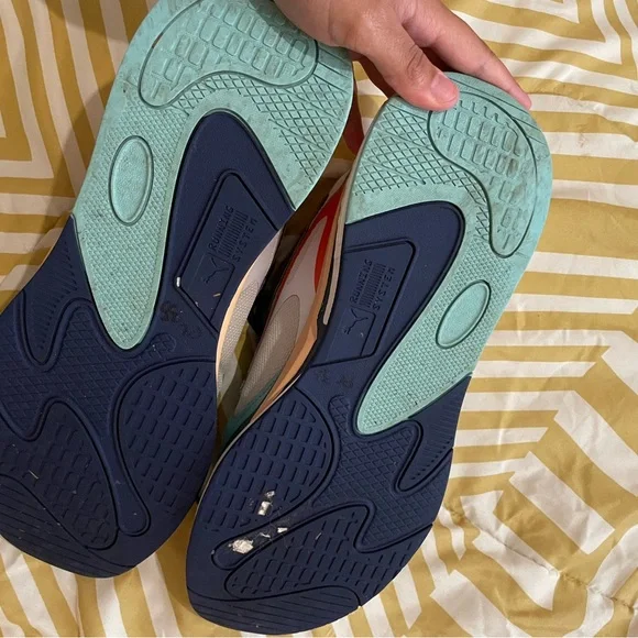 Men’s Puma Shoes - Picture 3 of 3